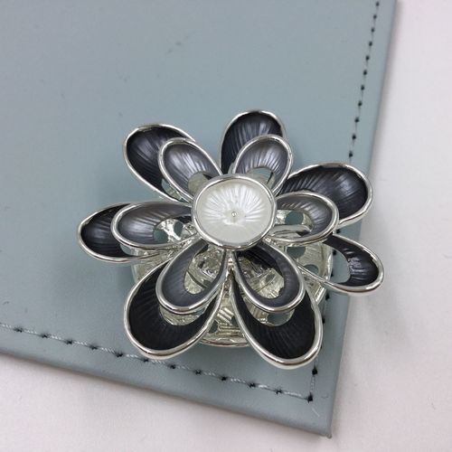 Grey Flower Magnetic Brooch