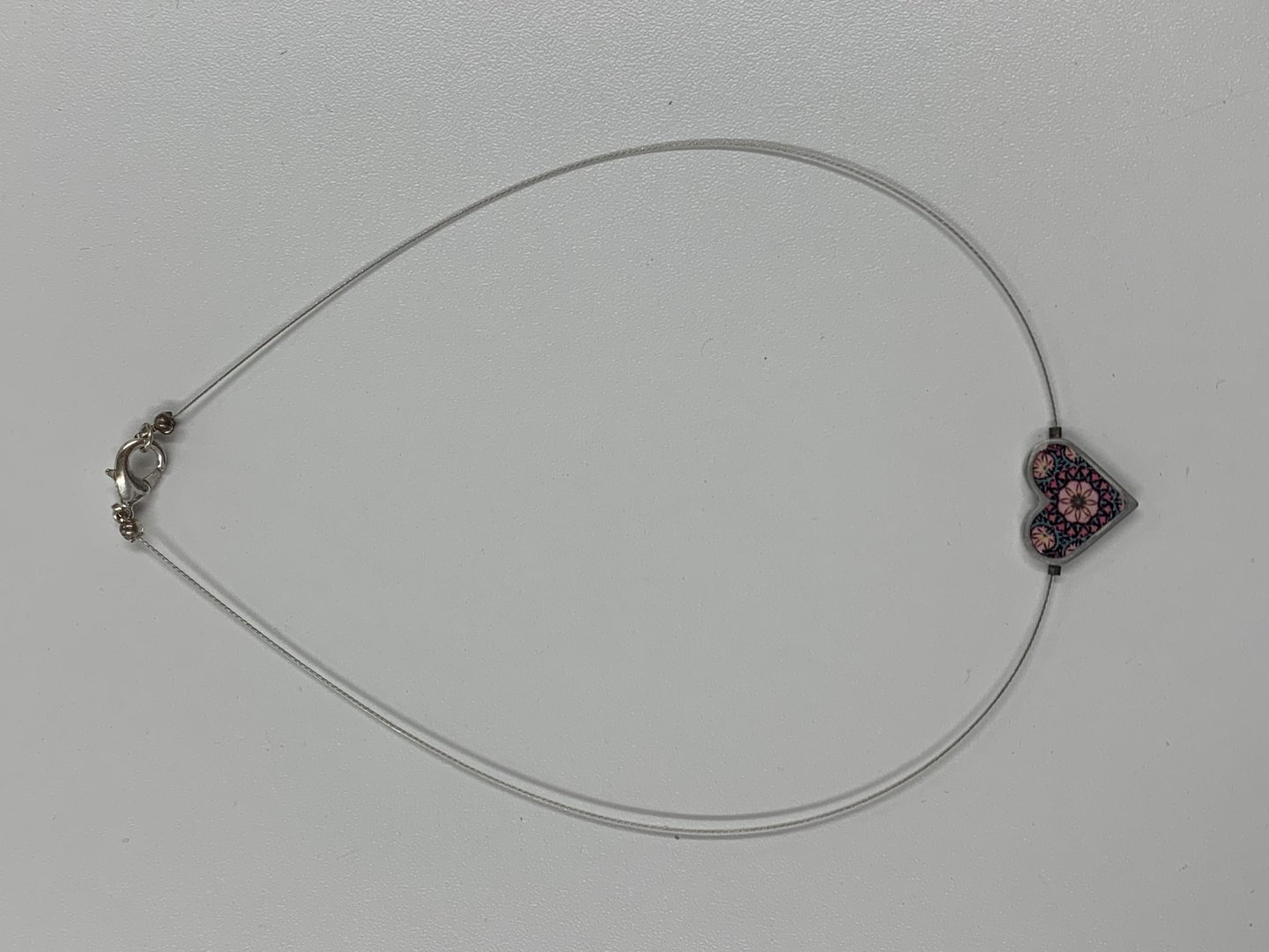 Wire Necklace Pink Heart with Pattern